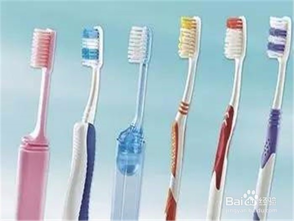 <b>废物利用：不用的牙刷还有哪些用途</b>