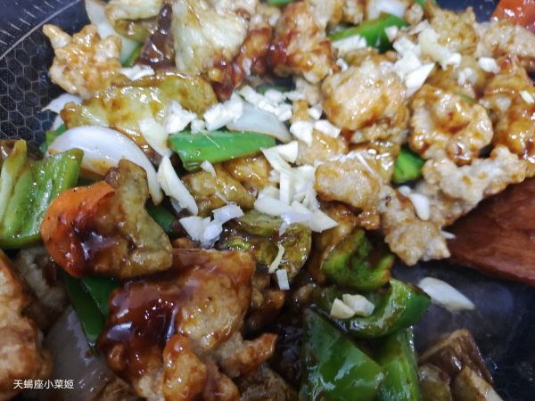 酱香肉段烧茄子