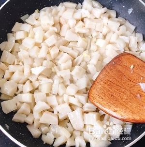 下饭菜：酸辣藕丁