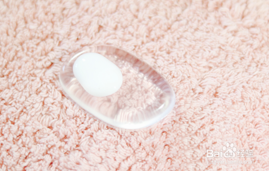 硅胶粉扑使用方法