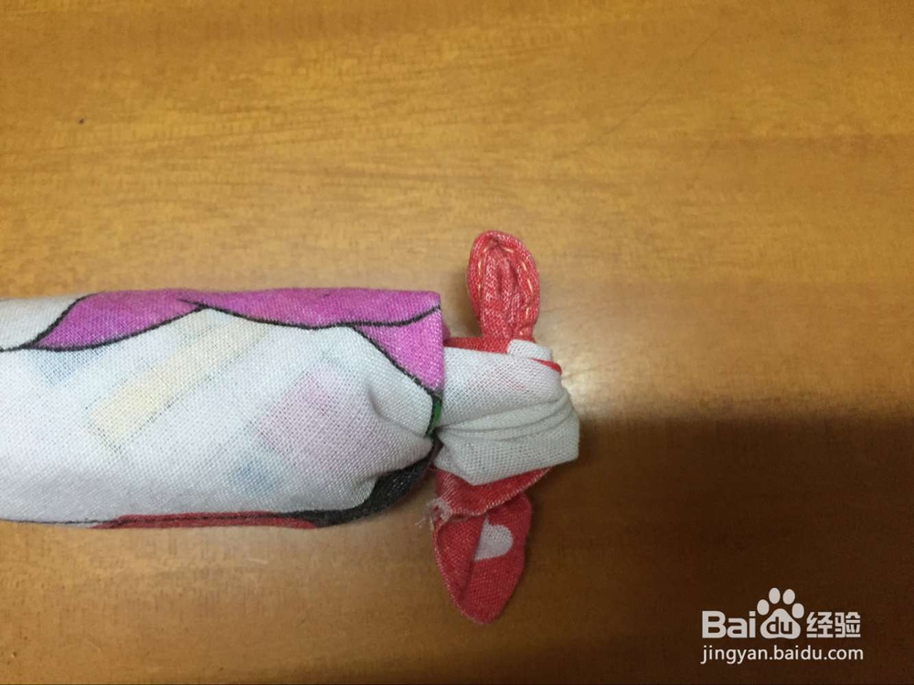 教你如何用手帕制作小老鼠