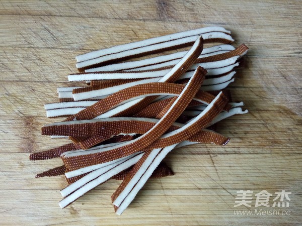 豆芽炒香干的做法