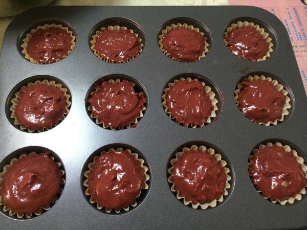 红丝绒奶油酒心蛋挞