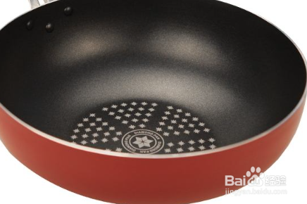 不粘锅涂层有毒吗