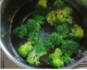 简单上手快的上汤西兰花