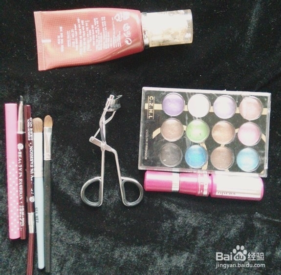 简单快速的日常眼妆~