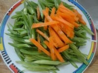 美白功效之四季豆炒肉