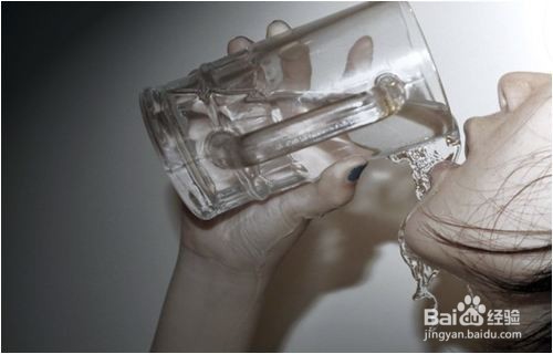 大量饮水的坏处？