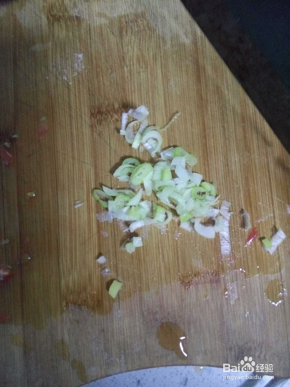 教你如何做非常简单的西红柿鸡蛋疙瘩汤