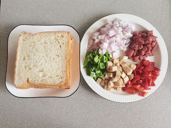 牛肉芝士烤土司