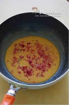 奶香玫瑰煎蛋饼