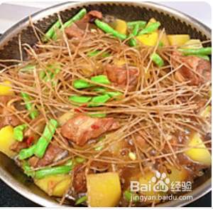 排骨土豆粉条炖豆角怎么做
