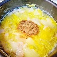 在家制作美味的金银虾仁羹