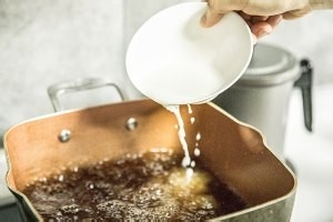 如何做风味绿豆爽？