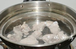 滋补极品:海参龙骨汤