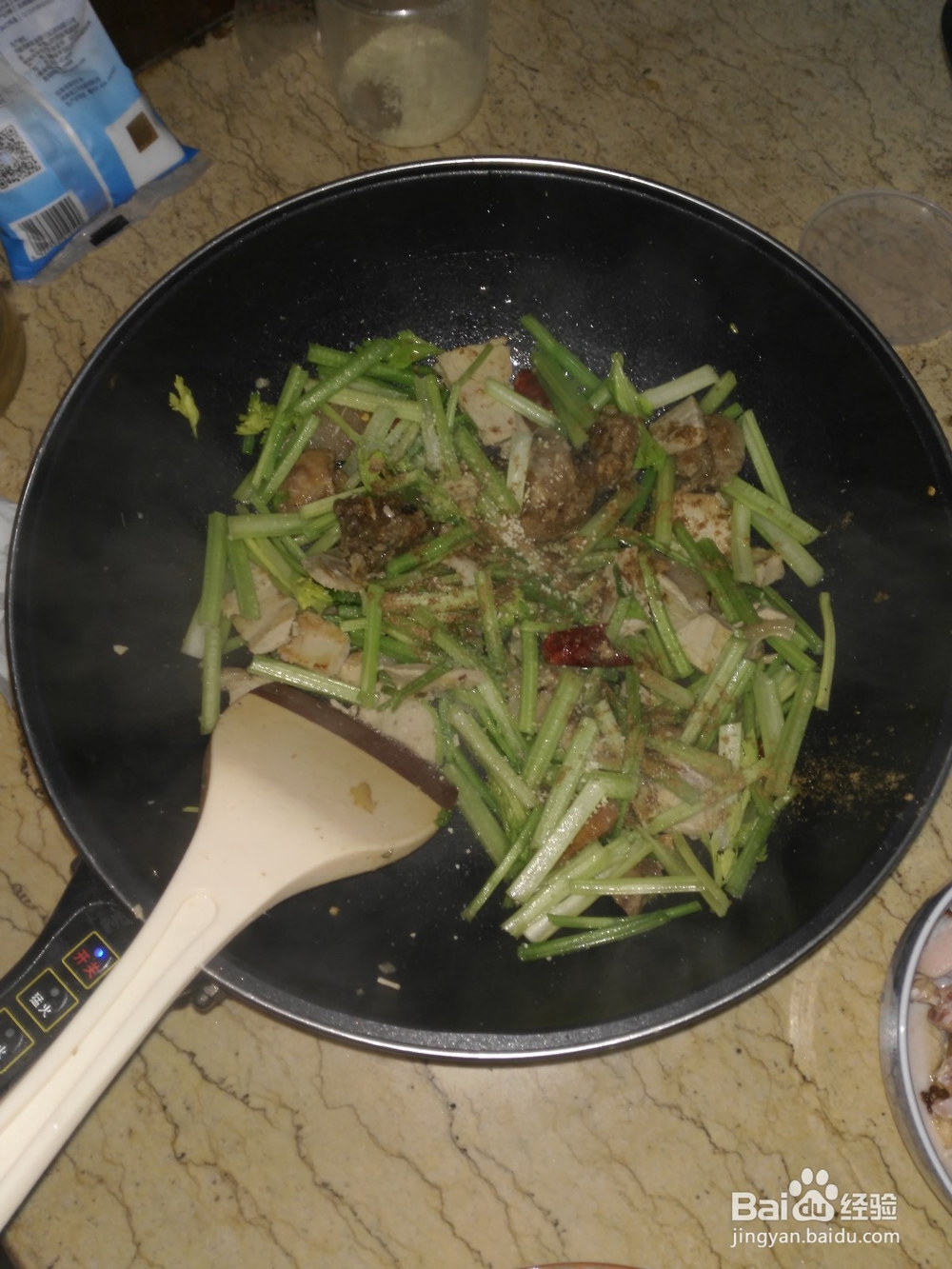 好吃的芹菜炒肉怎么做？