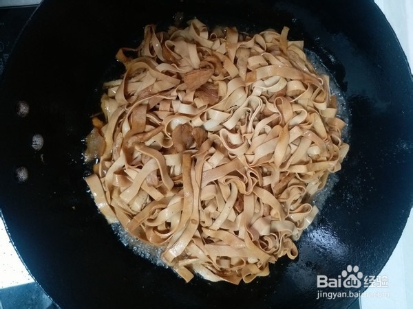 如何做出好吃美味下饭的千张肉丝