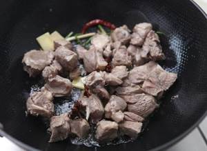 健康养生佳品红烧羊肉的做法