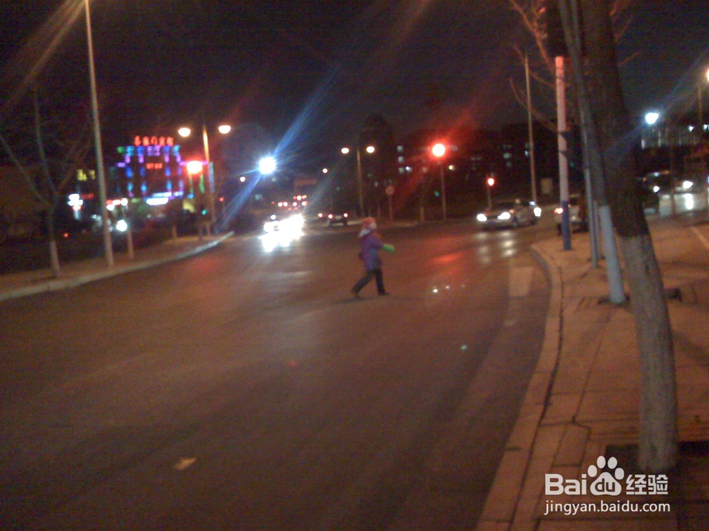 夜间人和车辆怎样安全出行--7