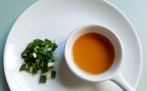 教你怎么做蒜香洋葱鸡翅