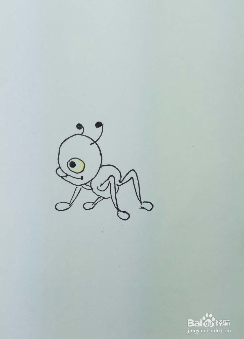 怎样画简笔画“一只可爱的小蚂蚁”？