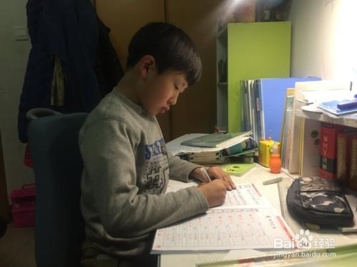 小学生写人记叙文的结尾怎么写？