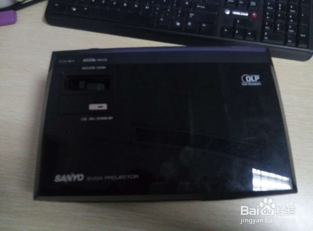 投影仪拆机教程，三洋SANYO PDG-DSU30