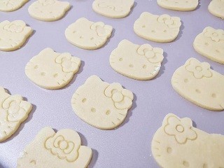 Hello Kitty奶油饼干怎么做？