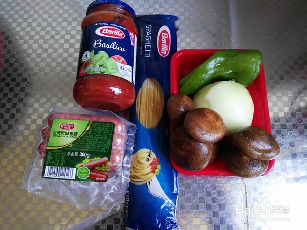 烤肠香菇炒意面