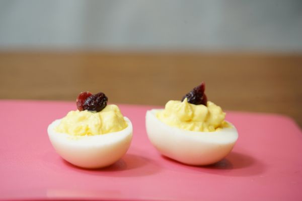 魔鬼蛋配西兰花沙拉