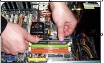 电脑开机白屏但是有鼠标