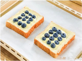 蓝莓酸奶吐司怎么做?