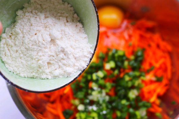 香葱胡萝卜鸡蛋饼