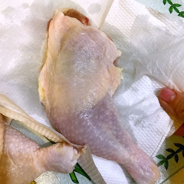 黑椒鸡腿肉芝士菠萝堡