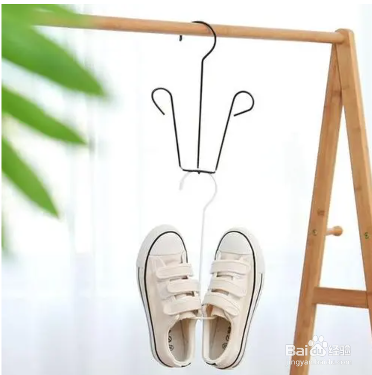 鞋子刷了怎么快速变干