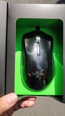 竞技版5G电竞有线游戏鼠标开箱晒物