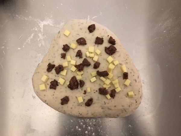 藤椒牛肉芝士面包