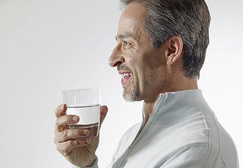 为什么早上喝水会感觉水是甜的