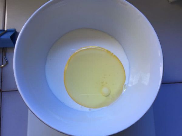 肉松甜甜圈蛋糕