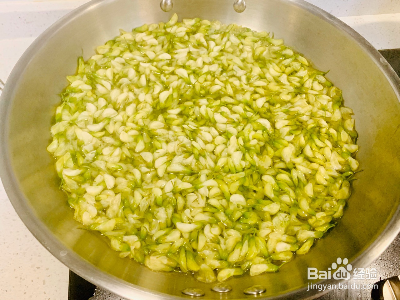 槐花肉水饺的做法