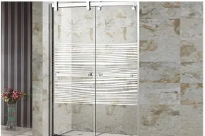 淋浴房是不是一定要贴膜