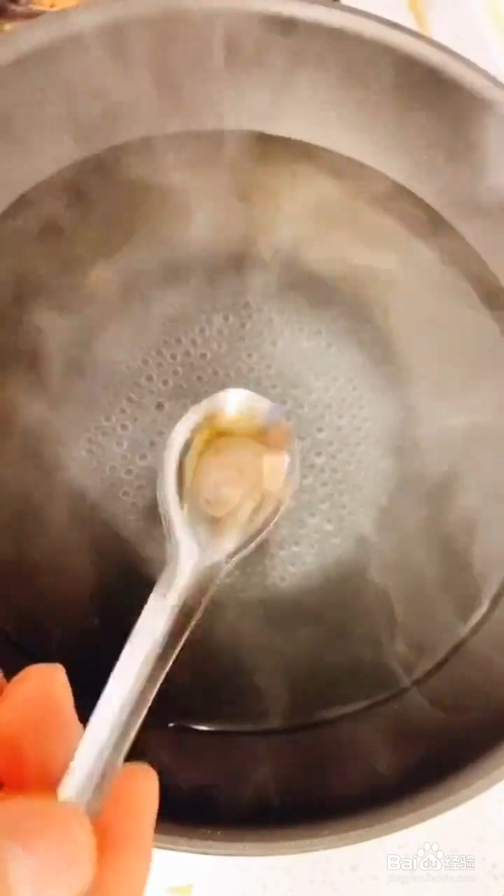 如何制作凉拌菠菜蛋皮粉丝