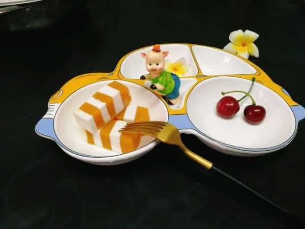 芒果椰汁千层糕