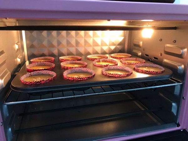 百香果杏仁妙芙蛋糕