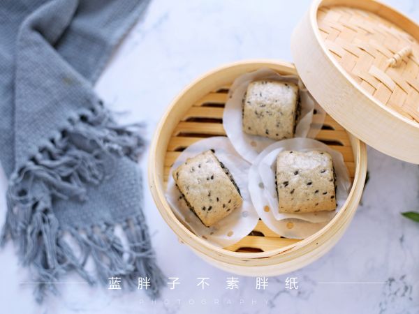 荞麦黑芝麻馒头卷