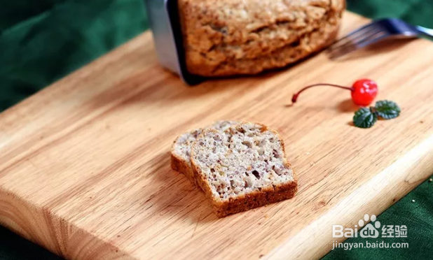 教你做简单又好吃的香蕉蛋糕卷