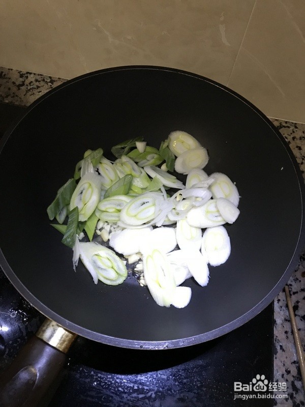 教你做牛筋炒大葱