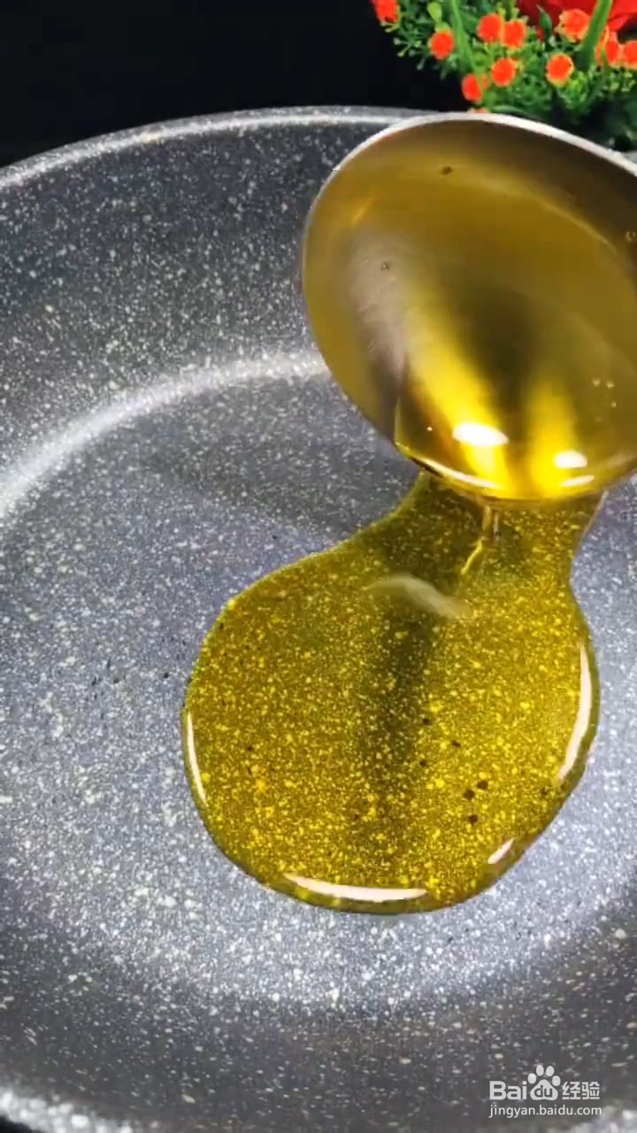 超级好吃下饭的大葱炒鸡蛋在家是怎样做的