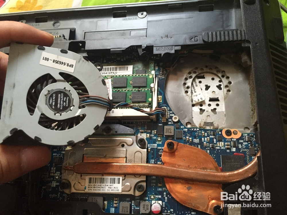 惠普HP ProBook 4431S拆机清理风扇方法