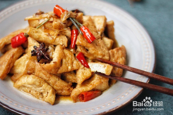 红烧三角豆腐